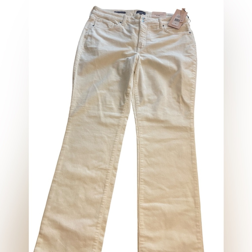 Women’s Cream Corduroy Flared Pants New Size 14 NYDJ